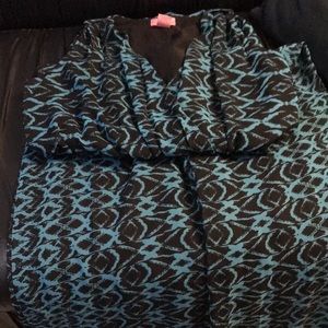 Blue/black printed jumpsuit. Trendy pattern.